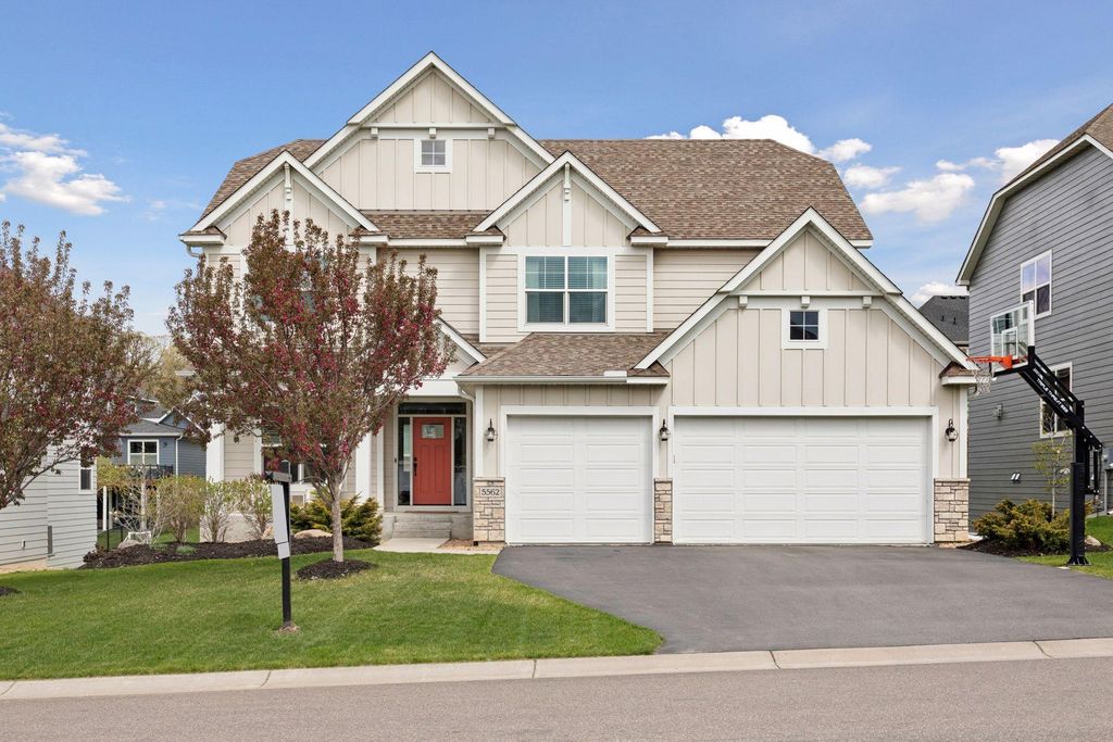 5562 Zircon Lane N, Plymouth, MN 55446