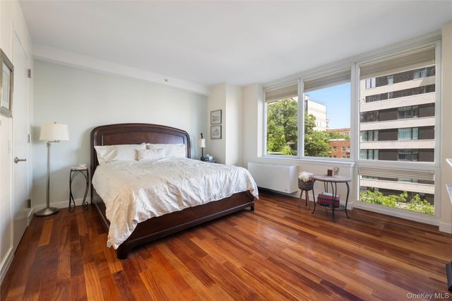 640 W 237th Street 4C, Bronx, NY 10463