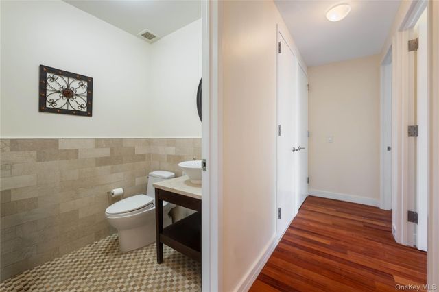 640 W 237th Street 4C, Bronx, NY 10463