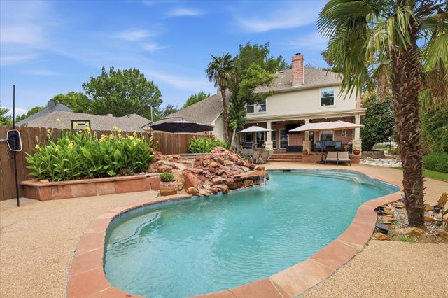 1604 Fairhaven Drive, Mansfield, TX 76063