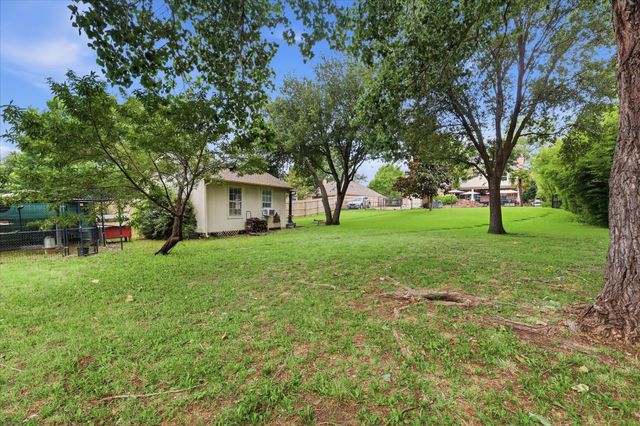 1604 Fairhaven Drive, Mansfield, TX 76063