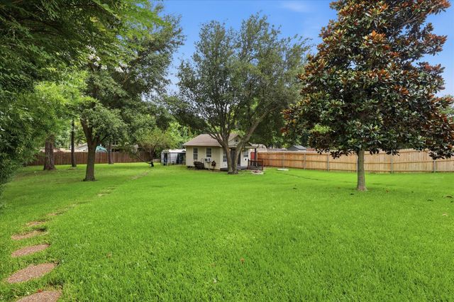 1604 Fairhaven Drive, Mansfield, TX 76063