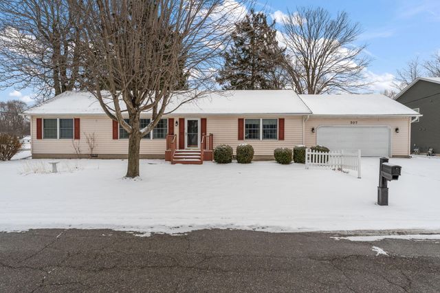 507 S 20th Street, Chesterton, IN 46304