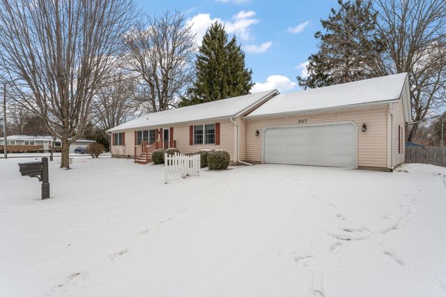 507 S 20th Street, Chesterton, IN 46304