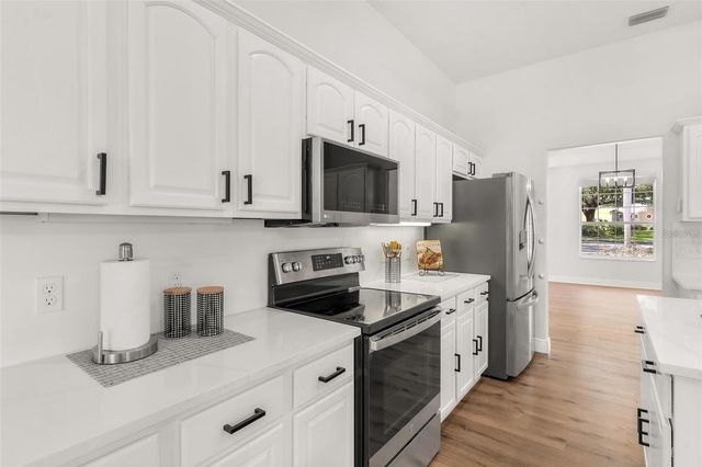 39634 HARBOR HILLS BOULEVARD, Lady Lake, FL 32159