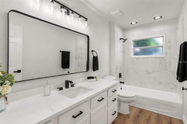 39634 HARBOR HILLS BOULEVARD, Lady Lake, FL 32159