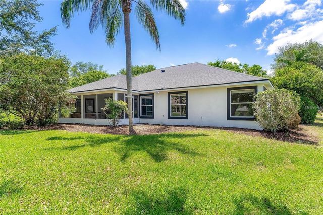 39634 HARBOR HILLS BOULEVARD, Lady Lake, FL 32159