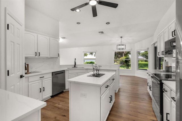 39634 HARBOR HILLS BOULEVARD, Lady Lake, FL 32159