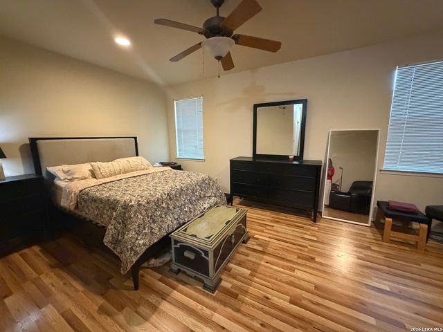 726 ENCINO DR, New Braunfels, TX 78130