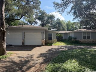 726 ENCINO DR, New Braunfels, TX 78130