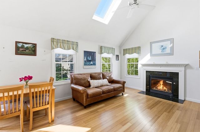 19 Brendan Rd, Clinton, MA 01510