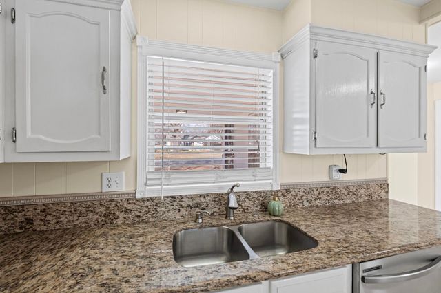 5037 DEE RD, Memphis, TN 38117