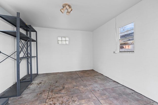 5037 DEE RD, Memphis, TN 38117