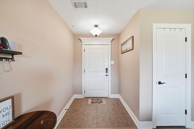 28 Kay Drive, Greenbrier, AR 72058