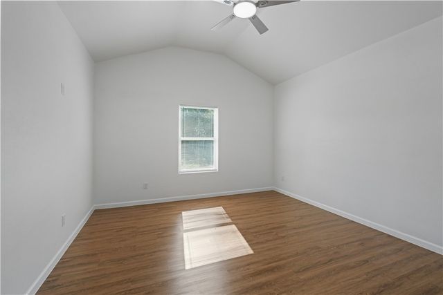 233 Shawnee St, Corpus Christi, TX 78405