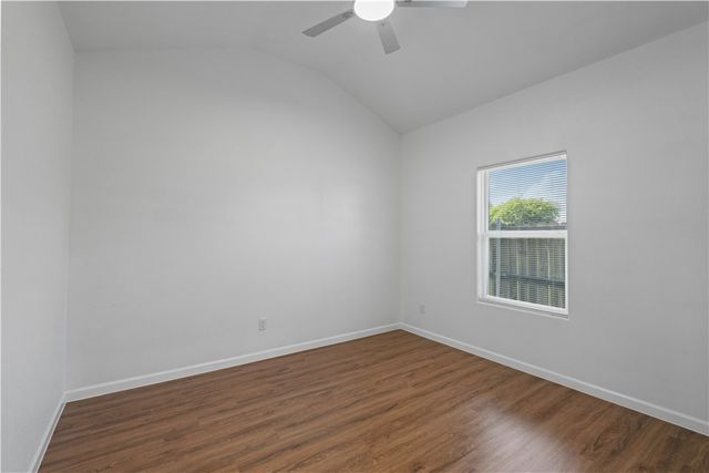 233 Shawnee St, Corpus Christi, TX 78405