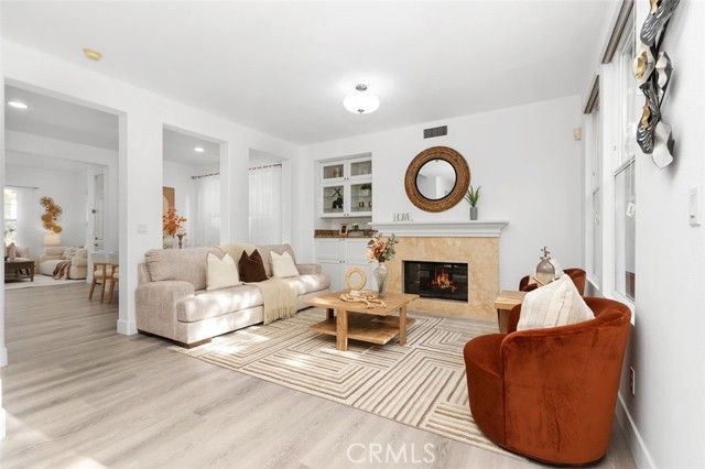 31 Dinuba, Irvine, CA 92602