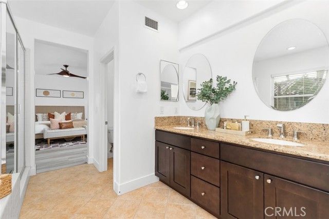 31 Dinuba, Irvine, CA 92602