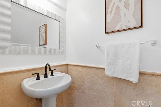 31 Dinuba, Irvine, CA 92602