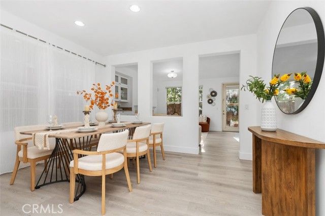 31 Dinuba, Irvine, CA 92602