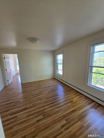 9 Church Street, Manchester, CT 06040