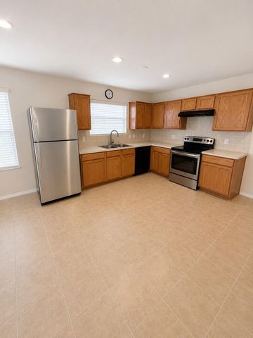 1518 Perennial Lane, Rosenberg, TX 77471