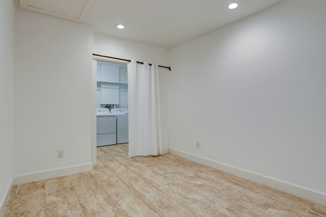 4419 Cynthia, Bellaire, TX 77401