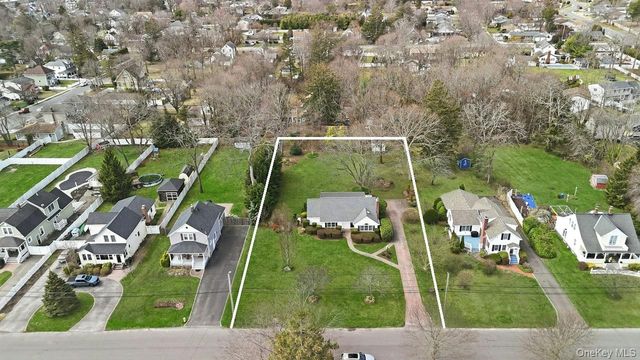 110 Macon Avenue, Sayville, NY 11782