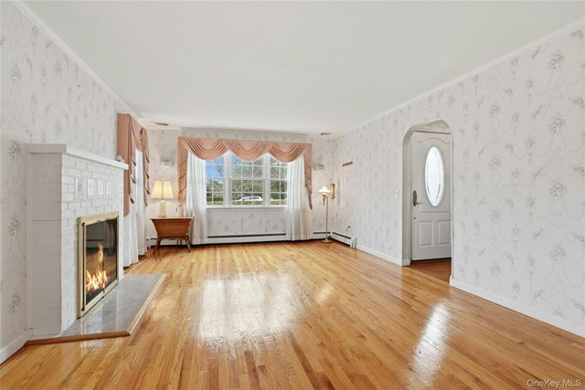 110 Macon Avenue, Sayville, NY 11782