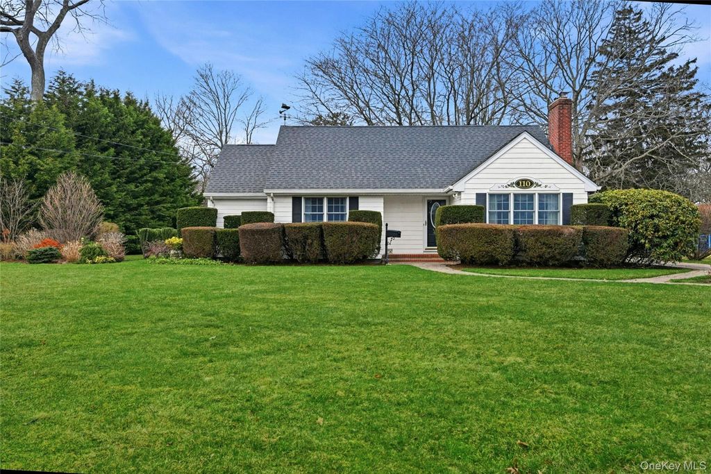 110 Macon Avenue, Sayville, NY 11782