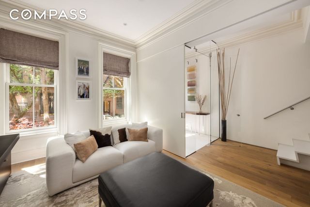 67 Charles Street, New York City, NY 10014