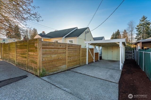 7359 16th Avenue SW, Seattle, WA 98106