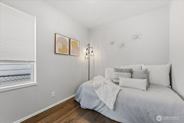 7359 16th Avenue SW, Seattle, WA 98106