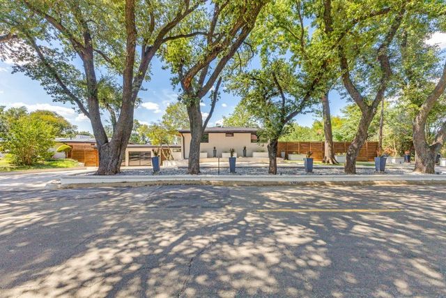 9755 Van Dyke Road, Dallas, TX 75218