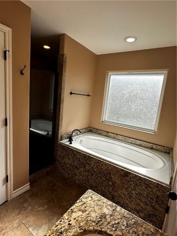 6705 Battery Park Ct, Corpus Christi, TX 78414