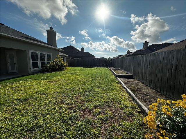 6705 Battery Park Ct, Corpus Christi, TX 78414