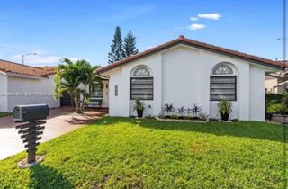 11450 SW 75th Ter, Miami, FL 33173