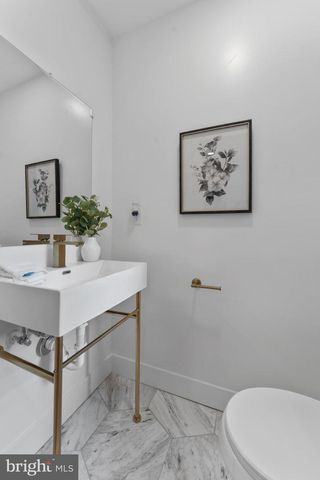 1803 N BROADWAY, Baltimore, MD 21213