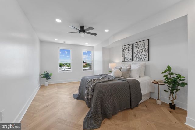 1803 N BROADWAY, Baltimore, MD 21213