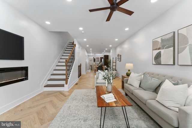 1803 N BROADWAY, Baltimore, MD 21213