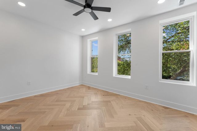 1803 N BROADWAY, Baltimore, MD 21213