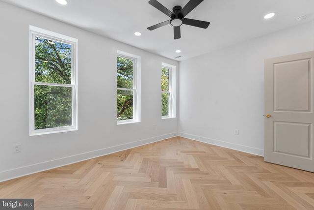 1803 N BROADWAY, Baltimore, MD 21213