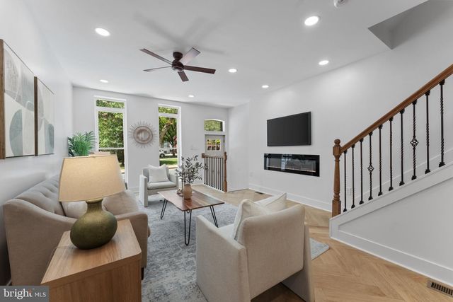 1803 N BROADWAY, Baltimore, MD 21213