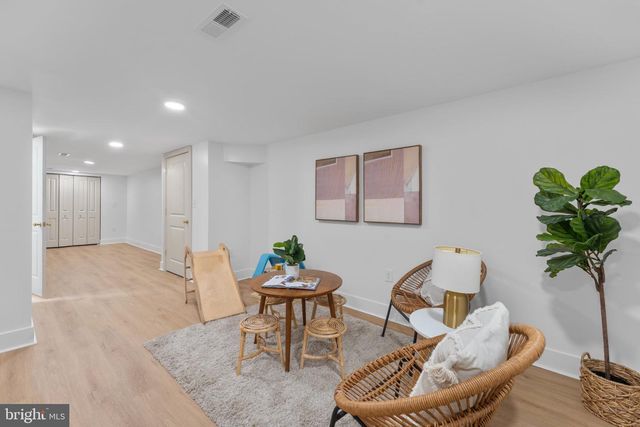 1803 N BROADWAY, Baltimore, MD 21213
