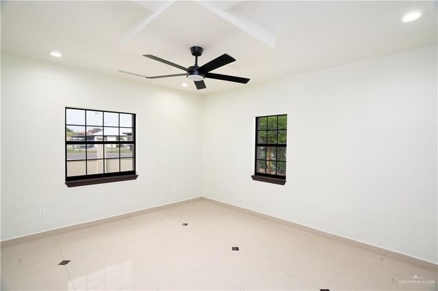 420 W Sycamore Avenue, Alton, TX 78573