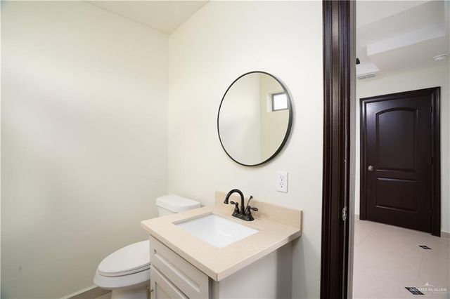 420 W Sycamore Avenue, Alton, TX 78573