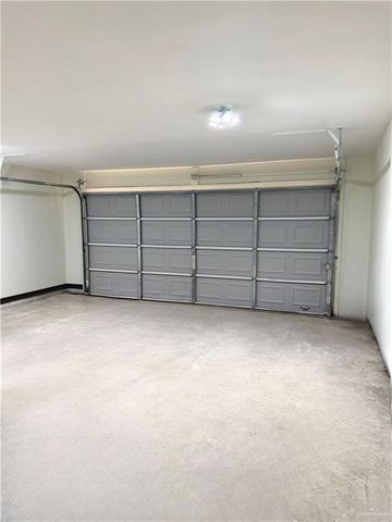 420 W Sycamore Avenue, Alton, TX 78573