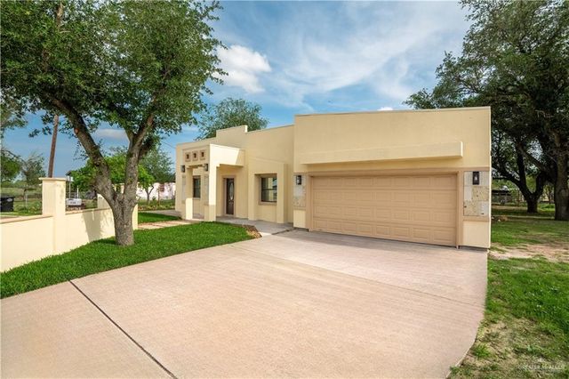 420 W Sycamore Avenue, Alton, TX 78573