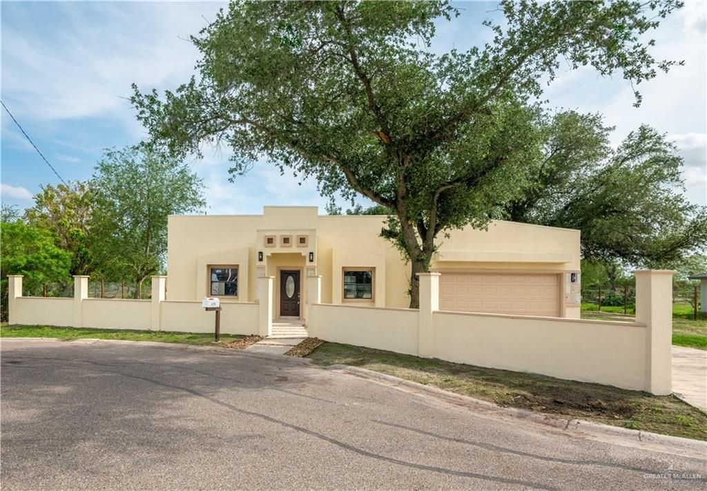420 W Sycamore Avenue, Alton, TX 78573
