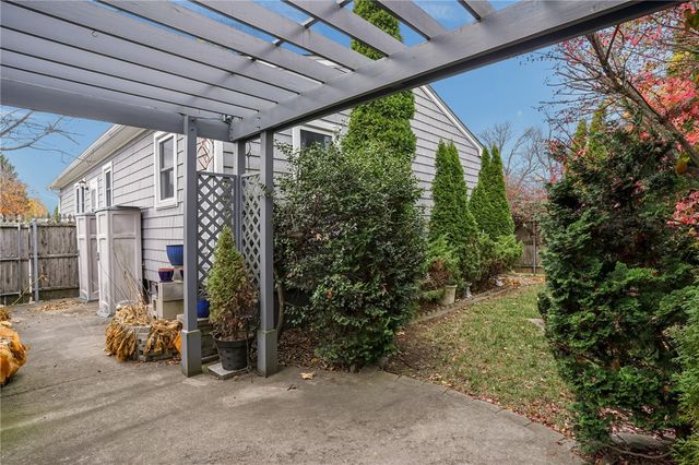 1 Masso Drive, North Providence, RI 02904